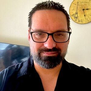 Meet your Posher, Seth